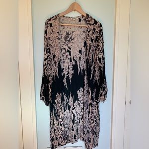 Billabong floral kimono topper duster
